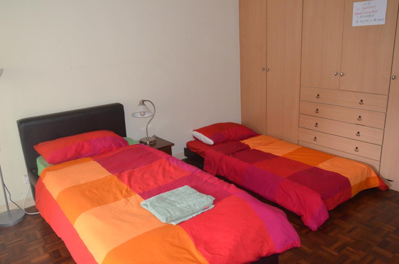 G&Y House Hostel Kuala Ampang Bagian luar foto